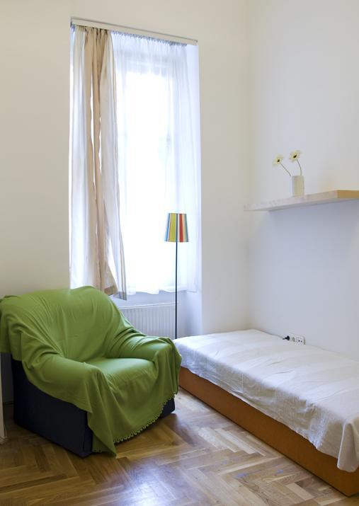Guest house Butterfly & Budapest